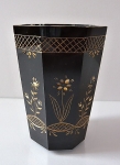 Cup hyalite