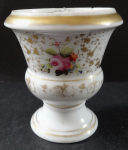 Porcelain vase, with partition