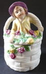 Box, basket, with roses and statuette