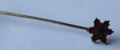 Tie pin with garnets - Star