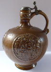 Jug, embossed medallions - Neo-renaissance
