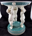 Putti carrying bowl, Michael Powolny style - Goldscheider, Holze