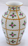 Vase with roses and golden lattice - Herend, Hungary