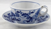 Cup with blue onion pattern - Klösterle 1895 - 1945