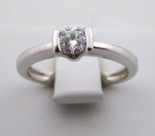 White gold and brilliant cut diamond ring 0,25 ct