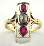 Gold ring with natural diamond and stones