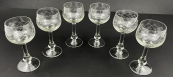 Šest skleniček s dekorem mřížky a čoček