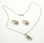 Souprava s mořskými perlami a diamanty 0,70 ct