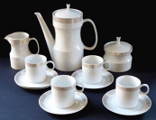 Incomplete service Nefertiti - Jaroslav Jezek, Loucky