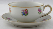 Coffee cup with small flowers - Johann Seltmann, Vohenstrauss